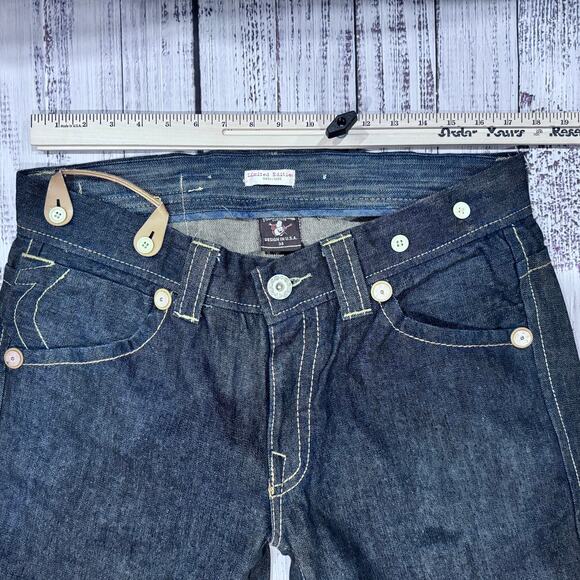 True Religion Limited Edition 20-861 Jeans 34 Dark Indigo Button Fly Classic Fit - Picture 5 of 9